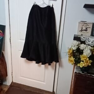 Elegant Black Women's Skirt